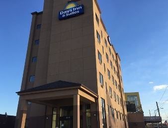 ניו יורק Days Inn & Suites By Wyndham Jamaica Jfk Airport מראה חיצוני תמונה